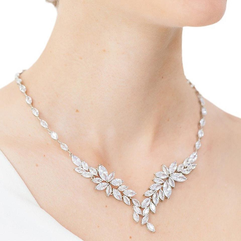 ZAKOL Luxury Brilliant Full Zirconia Leaf Flower Necklace for Women Elegant Dubai Nigeria Bridal Wedding Party Zircon