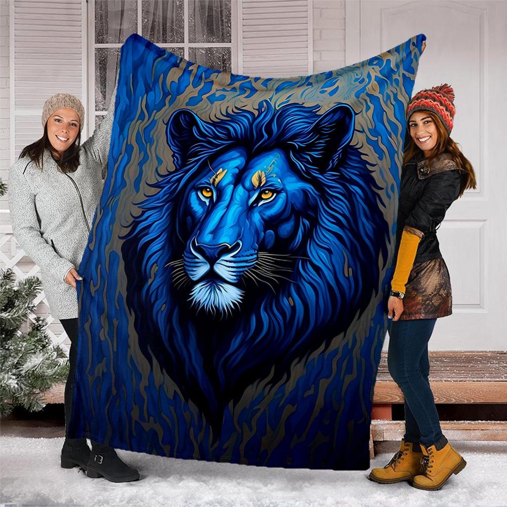 1pc Blue Lion Print Throw Blanket Polyester Fiber, Lightweight Flannel, Soft & Warm, All Season Use for Outdoor, Camping Digital Print