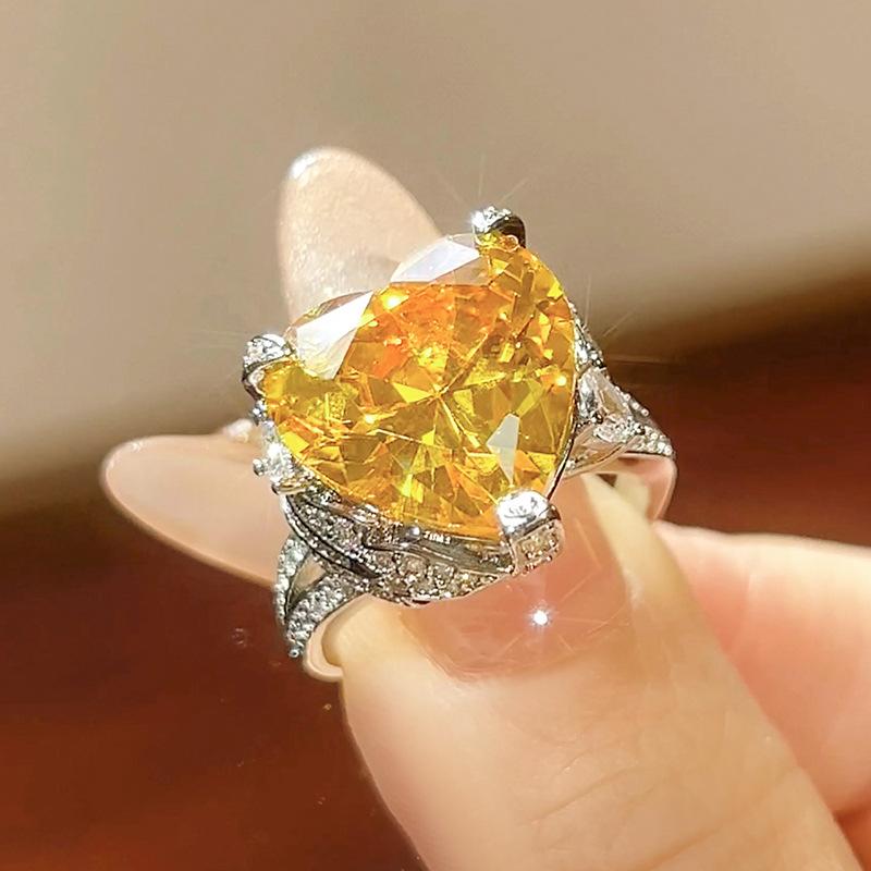 

Новый комплект ювелирных изделий кольцо ожерелье цвет цирконий ниша высокого класса свет роскошь желтый бриллиант розовый бриллиант женская мода