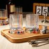 Leicht Luxuriöses Bemaltes Rotierendes Whiskeyglas mit Glasboden, 360 Grad Rotierendes Kristall Rumglas für Cocktailpartys