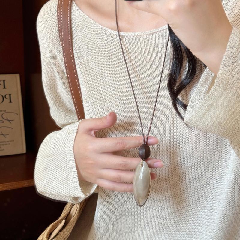 Retro Wood Glass Pendant Necklace Pu Leather Cord Long Sweater Chain Necklace For Women Fashion Jewelry Accessories
