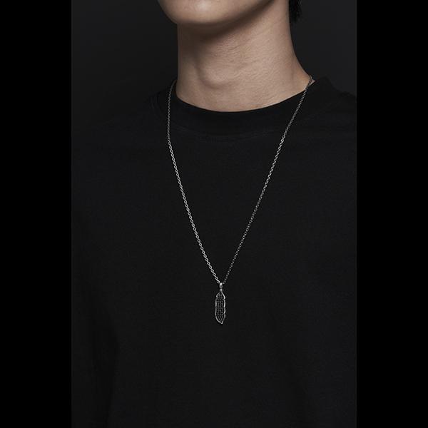 Mars Mark Special Leaf Pendant