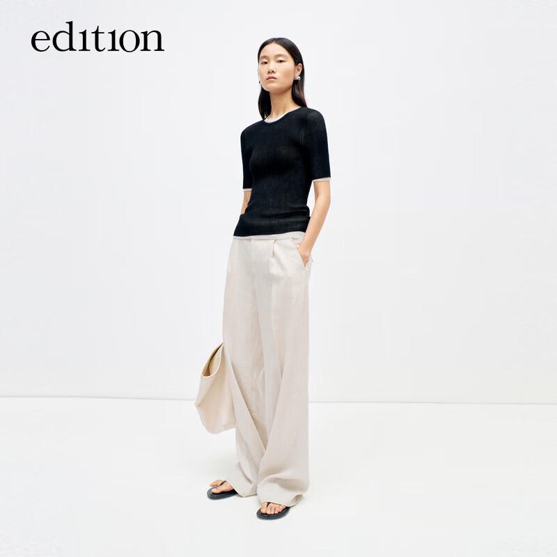 

Женский многослойный трикотажный комплект из двух предметов с коротким рукавом M 165