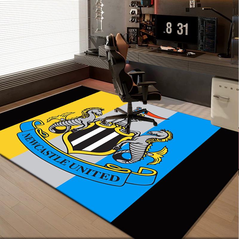 1PC rug Newcastle United Crest Carpet, Chair Rug,Area Rug for Office Bedroom living rooms bedroom, Doormat decor Christmas fan gifts