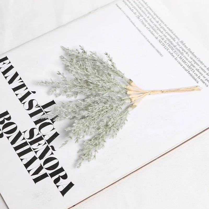 1Pcs Artificial Plant for Decoration Beautiful Interior Decorative Chiristmas Party Home Accessories Ornaments Home Decor Items