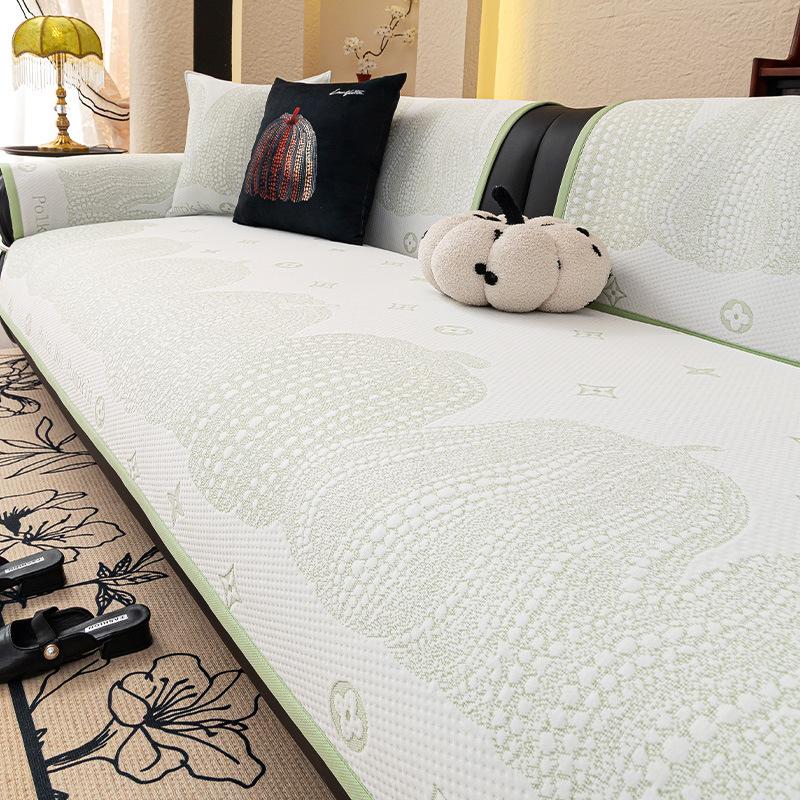 

Крутой Дуду Ледяной шелк Подушка для дивана 2025 Новая Летняя Прохладная Подстилка для дивана Коврик Нескользящий Чехол для дивана 70*70cm