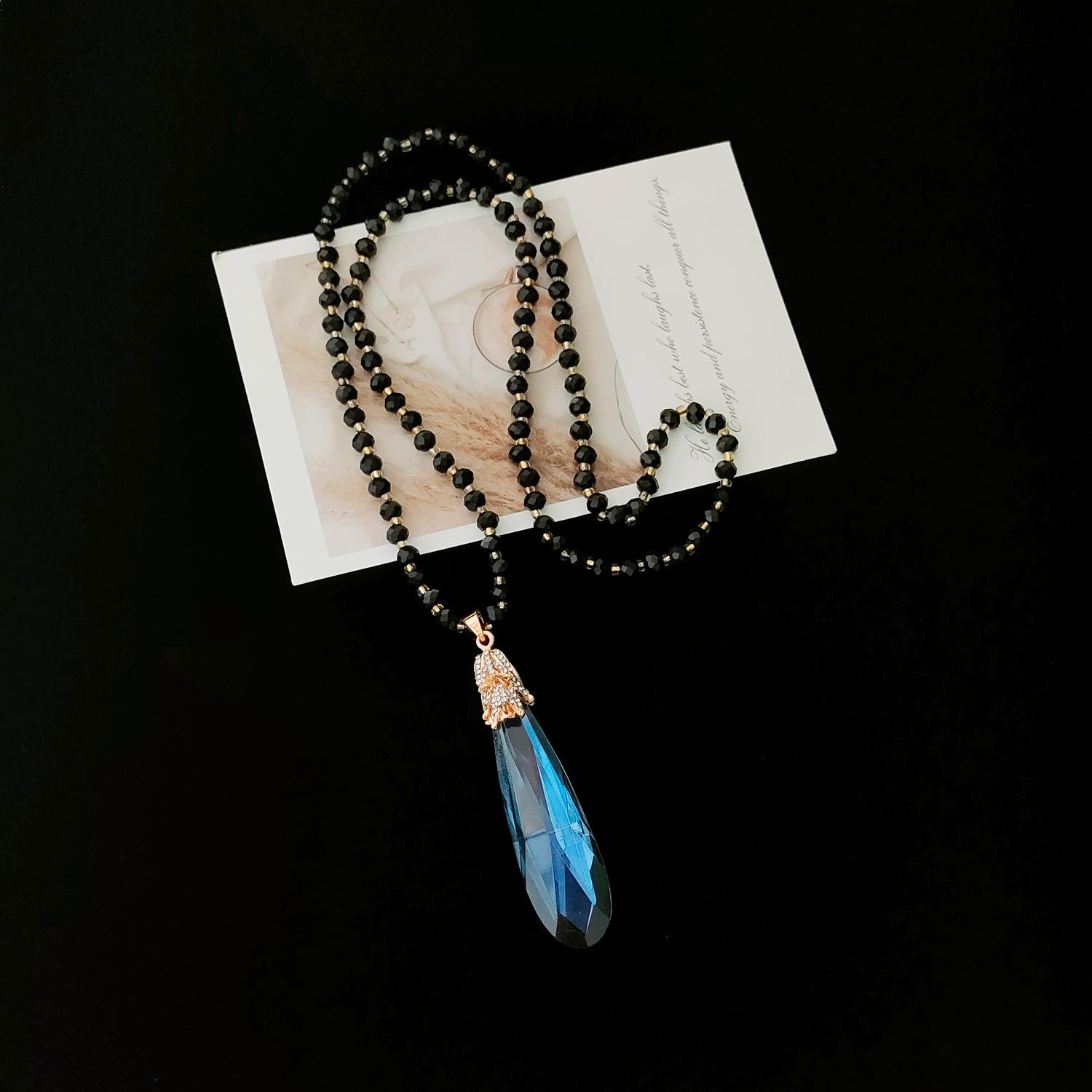 Elegant Women s Crystal Long Sweater Chain Necklace with Cat s Eye Pendant in Ethnic Style