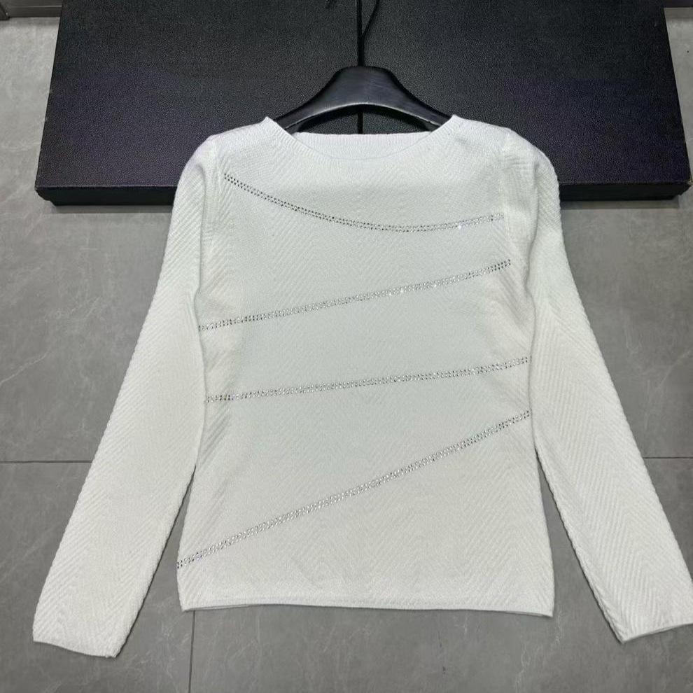 European Style Rhinestone Solid Color Knit Top - Winter 2025 Collection: Age-Reducing, Versatile, and Casual Long Sleeve with Round Neck
