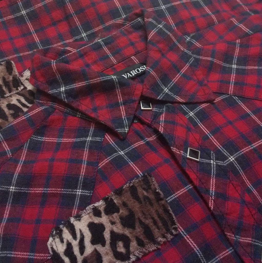 [USED] For Y2K, Achieve, and K-pop! Valosh/Leopard Print Repair Check Shirt