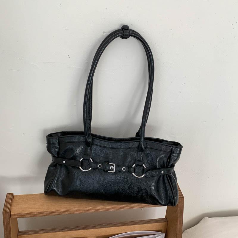 

Luxury Retro Chic Underarm Bag, Versatile Large Capacity Commuter Tote, Fashionable Single Shoulder Handbag for Women чорний