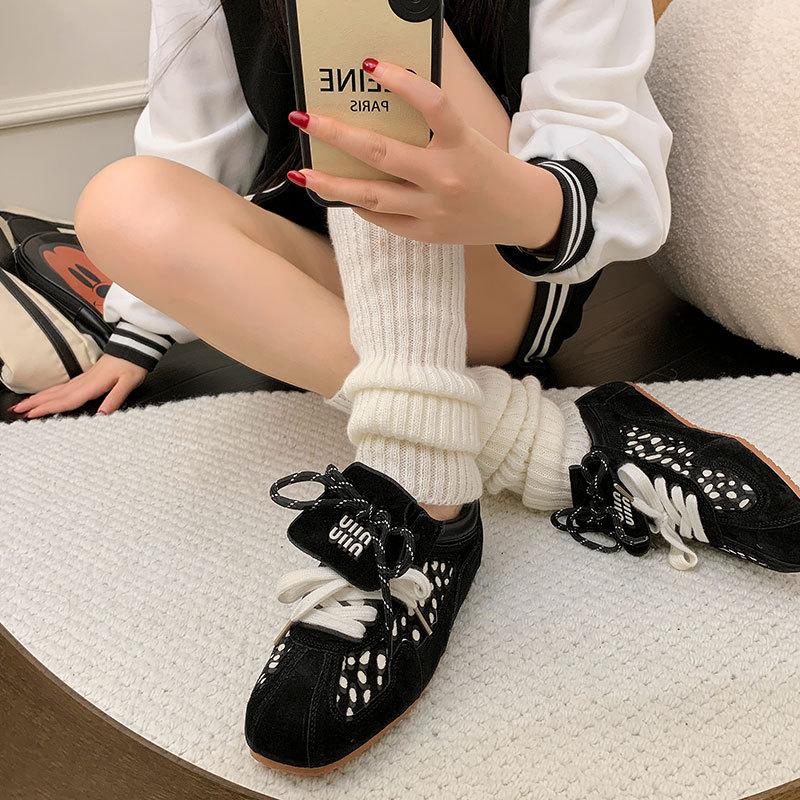 Rétro Semelle plate Rehaussement intérieur Motif léopard Chaussures d'entraînement allemandes Chaussures de sport décontractées polyvalentes pour femmes Tendance