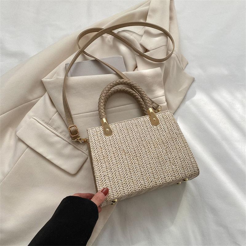 Spring New Fashion Simple Bag Women's Woven Handbag Shoulder Bag Retro Messenger Bag
