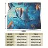 1 pièce Couverture en Flanelle Scène Océanique de Requin Vibrante - Jeté Polyester Doux et Multifonctionnel pour Décoration Intérieure, Plage et Aventures en Plein Air