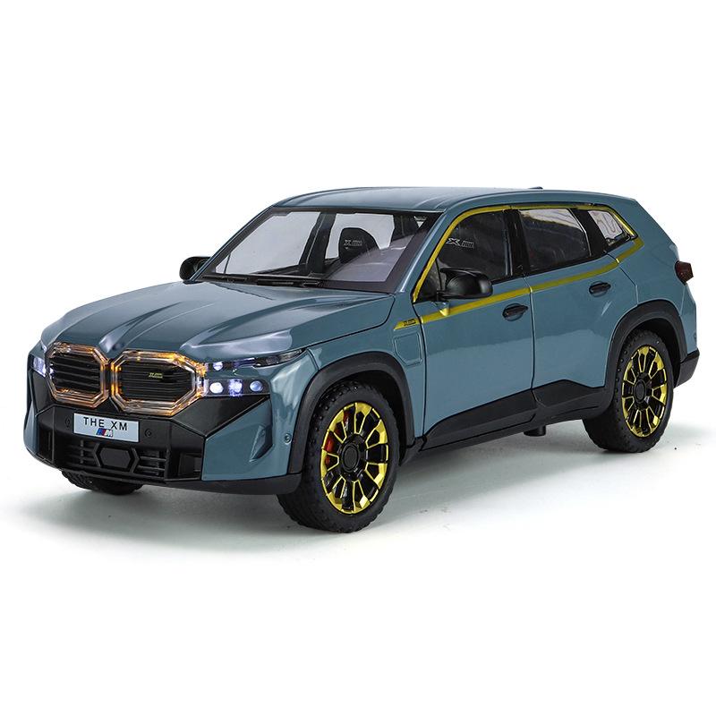 1/24 BMW THE XM Alloy Car Model Toy Metal Die Cast Off-Road Vehicle Sound Light Pullback Function SUV Car Boy Gift