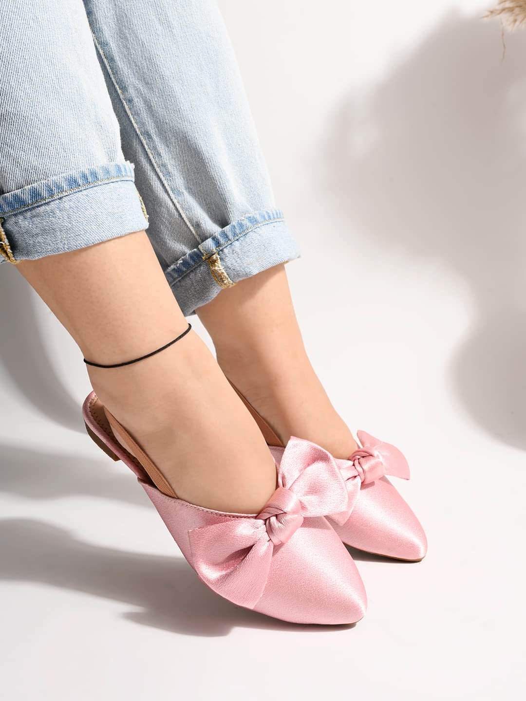 

Shoetopia Front Bow Dcor Pointed Toe Flat Pink Sandals For Women & Girls /Uk8 8 UK розовый