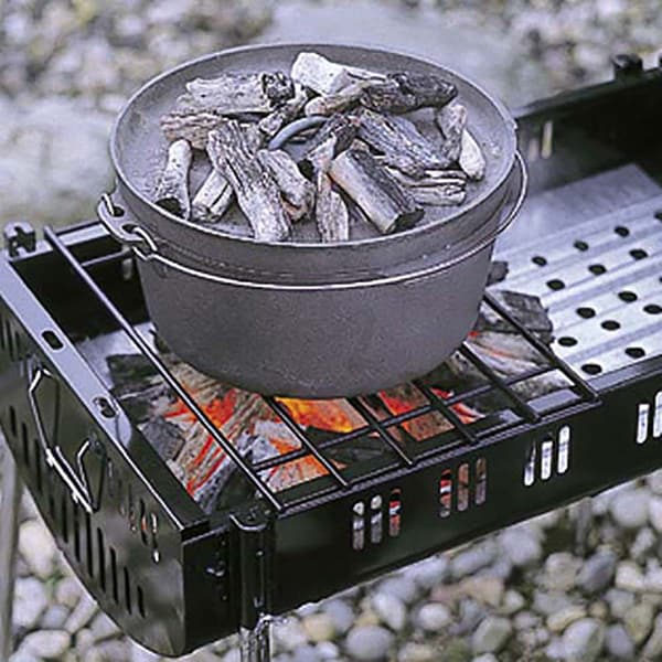 Captain Stag Captain Stag M 6504 [three Way Dutch Oven Stand]