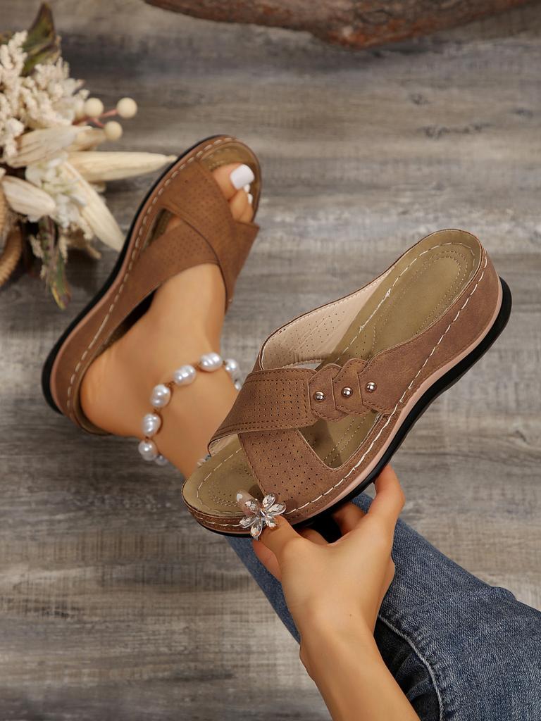 Slippers Women Leather Shoes Wedges Open Toe Casual Anti Slippery Slides Outside Beach Leaf Shaped Sandals 43 Sizes