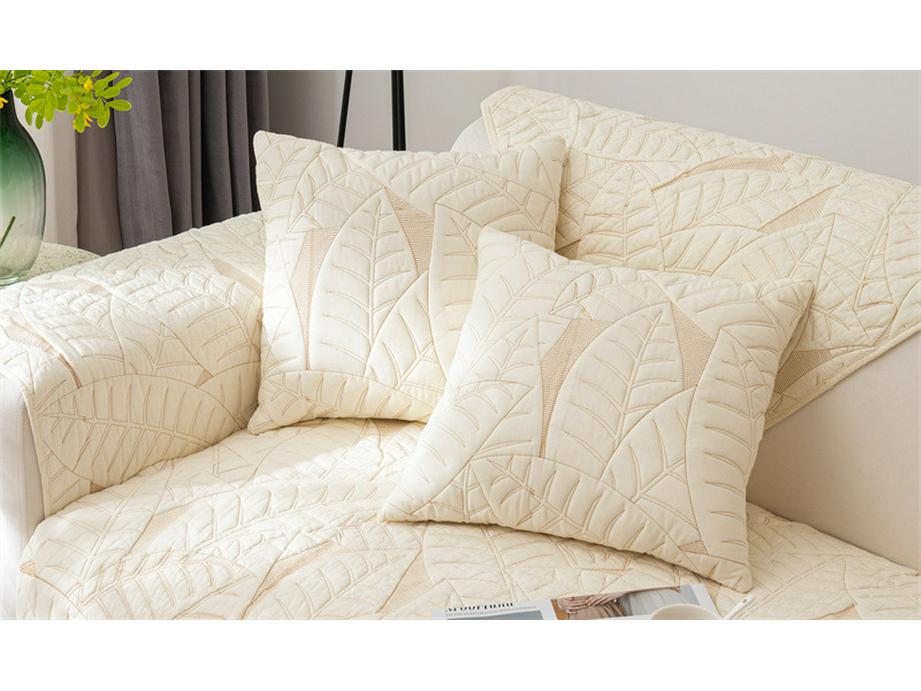 Cotton Quilted Non-Slip Leaf Sofa Cushion for All Seasons