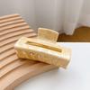 Quality Cream High Colored Hair Claw Clip For Effortless And Elegant Hair Styles
