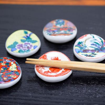 Waza No Kura: Stylish Japanese Kutani Ware Chopstick Rests, Set of 5, Featuring Period Paintings, High-Quality Pottery, Made In Japan