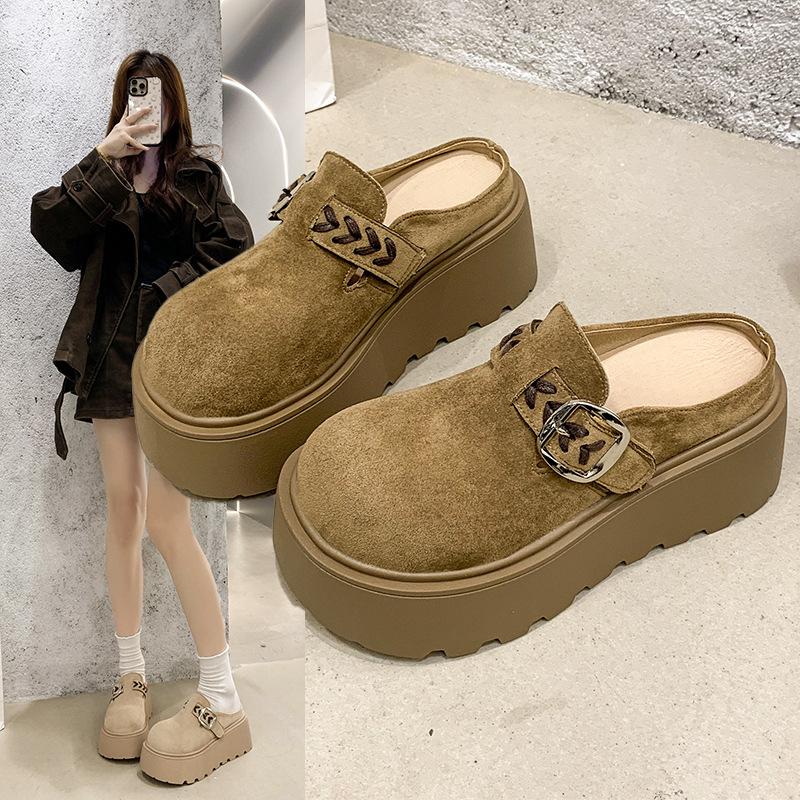 Small Thick-soled Boken Shoes Women's Baotou Spring and Autumn 2025 New Fashion One-pedal Muffin Birken Slippers