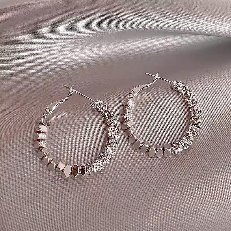 Pearl earrings women ins style simple high sense niche temperament earrings Internet celebrity retro earrings