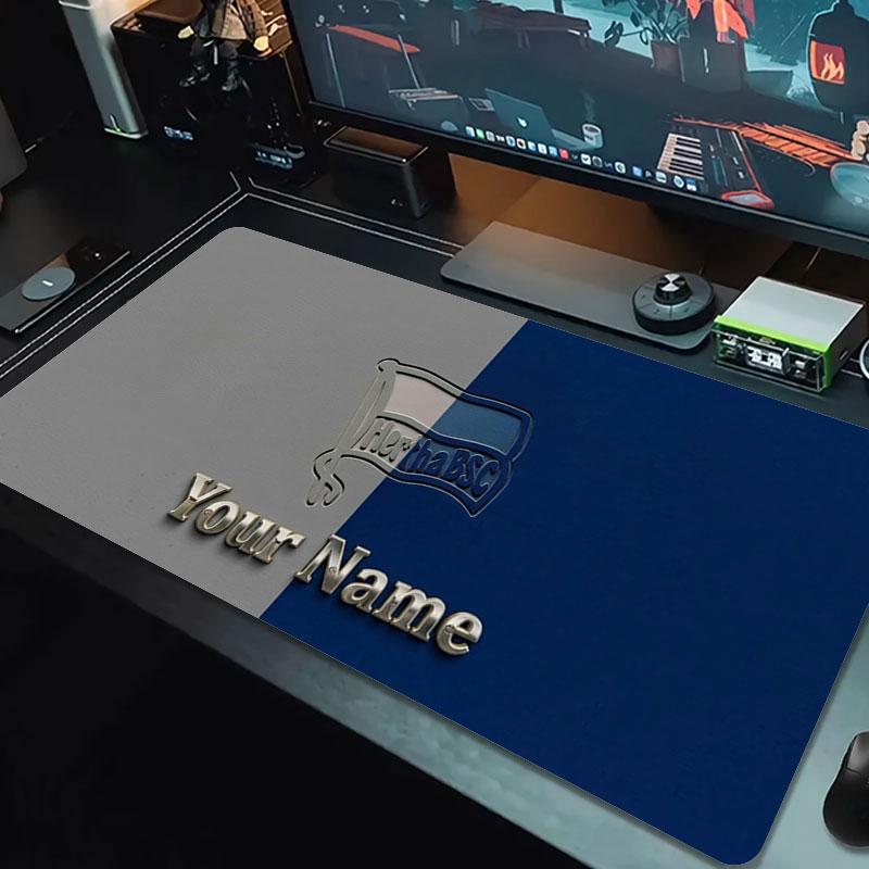 Hertha BSC Benutzerdefinierter Name Große Größe Mauspads Große Gaming Tischunterlage Rutschfest Laptop Tablet Großes Mauspads XXL Matte Mini-PC Spielmatte Mit Verriegeltem Rand