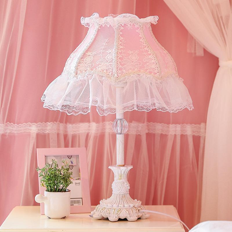European Creative Lace Fabric White Table Lamps Korean Rural Maid Lovely Small Fresh Resin Lamps Bedside&foyer&bedroom SFY006