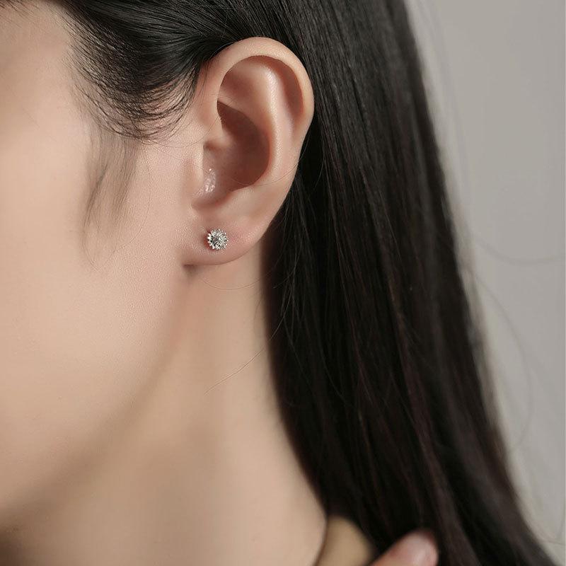 Earrings, Four-leaf Clover, Love, One-letter Earrings, Small, Small Ear Holes, No Need To Remove Ear Rings When Sleeping, Women