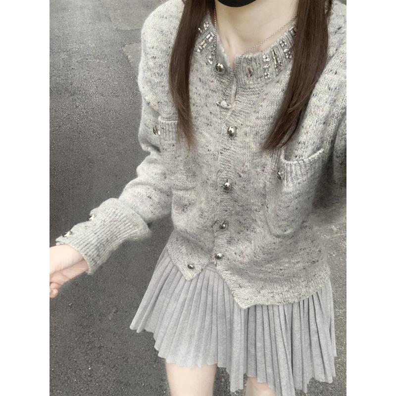 

Осень новый серый супер красивый кардиган свитер женский высококлассный вязаный короткий жакет осень женский топ one size fits all серый