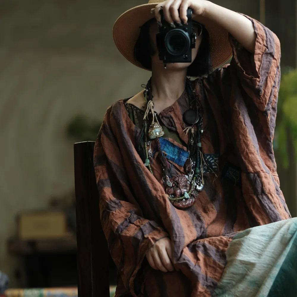 Johnature Vintage Women Striped T-Shirts Patchwork O-Neck Long Sleeve Autumn New Button Chinese Style Female T-Shirts