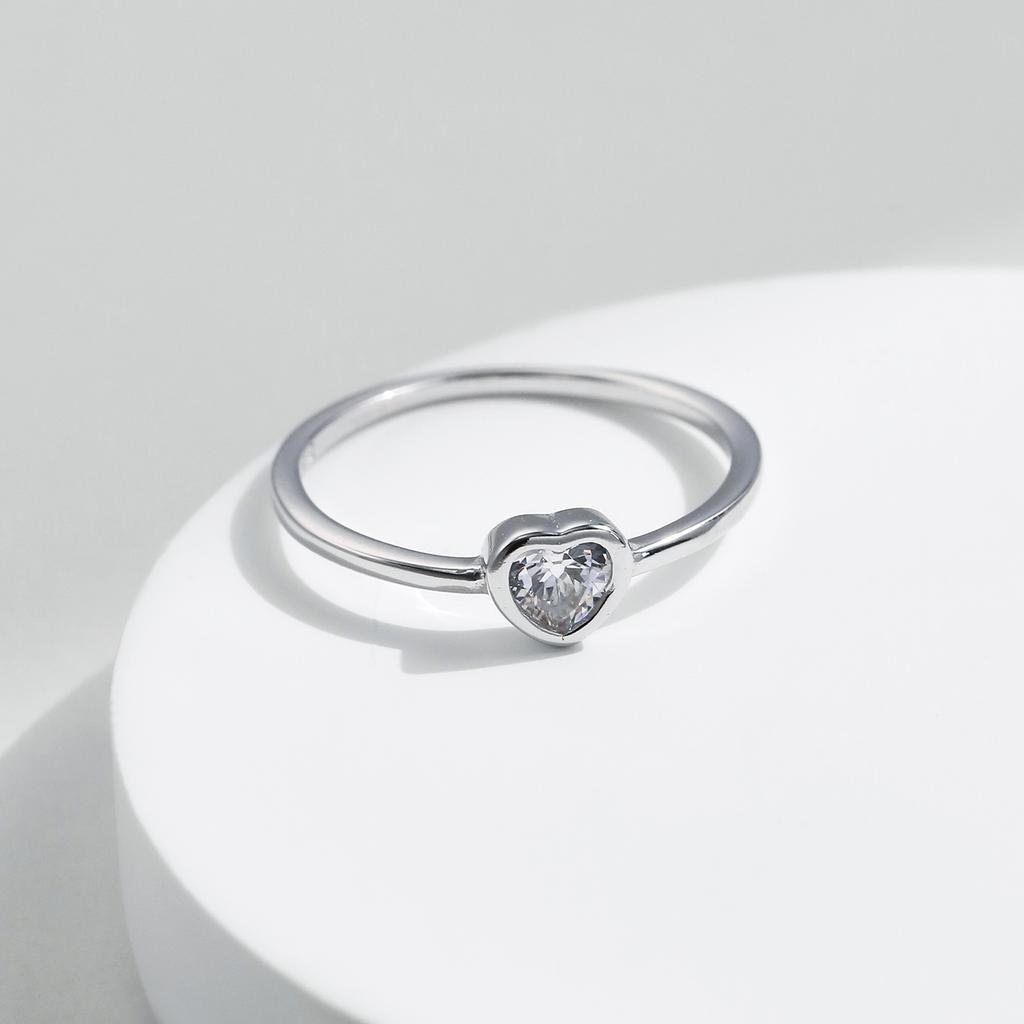 Heart Shape Cut Moissanite Solitaire Wedding Ring For Women 925 Sterling Silver D Color Wedding Band Fine Jewelry