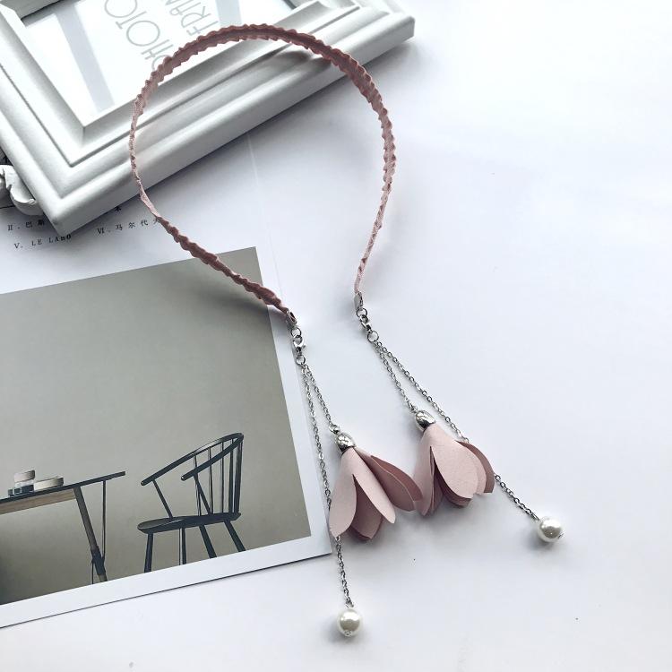 Simple fabric headband, flower pearl fake earrings, temperament versatile fringed pendant, headband, hairpin and hair accessories.