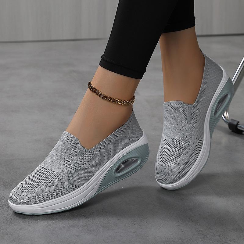 Shoes Women's platform rocking shoes Large size fly-woven casual shoes Lazy one pedal