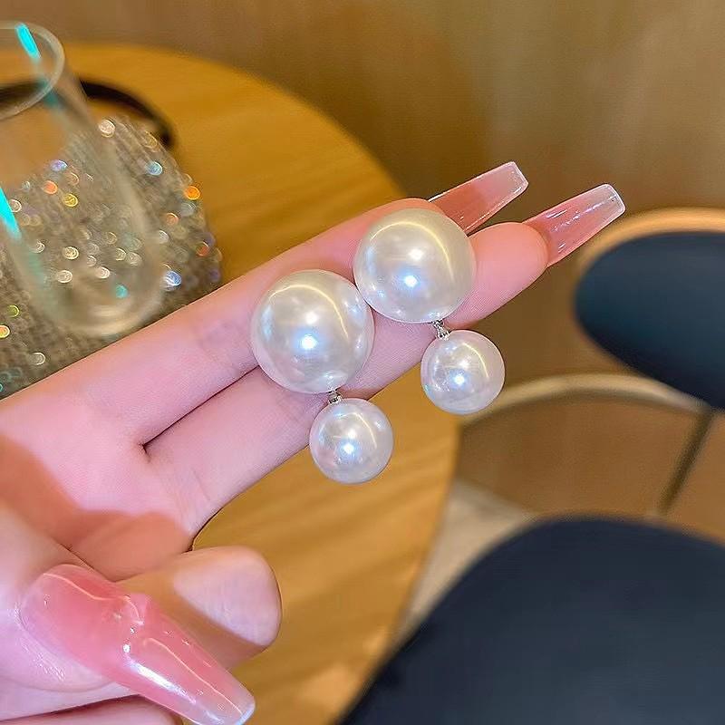 S925 Sterling Silver Retro Hepburn Large Pearl Earrings French Socialite Style