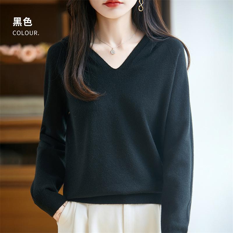 V-neck Hooded Knitted Sweater for Autumn and Winter Warm Hoodie Sweater for Women