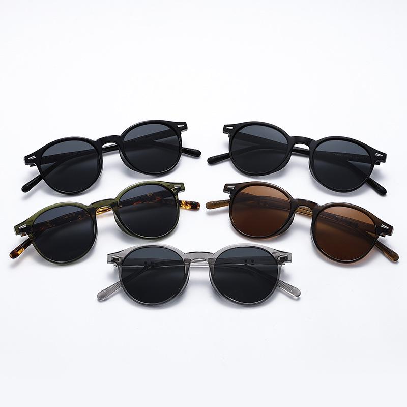 Unisex Small Round Celebrity Style Sunglasses with UV Protection for Outdoor Driving