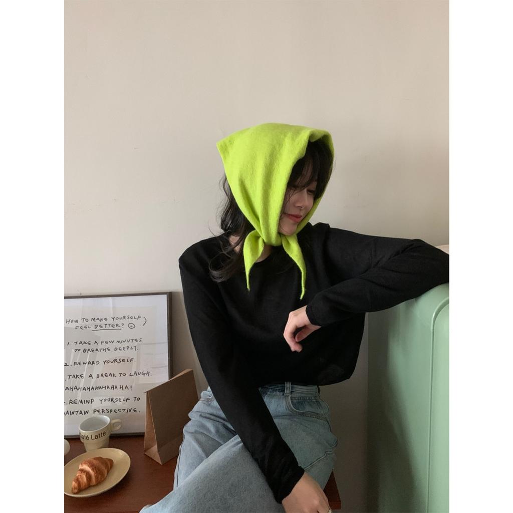 Wool Temperament, Anti-aging Triangle Scarf, Knitted Small Shawl for Women in Autumn and Winter, Versatile Korean Version, Knotted and Shoulder Worn