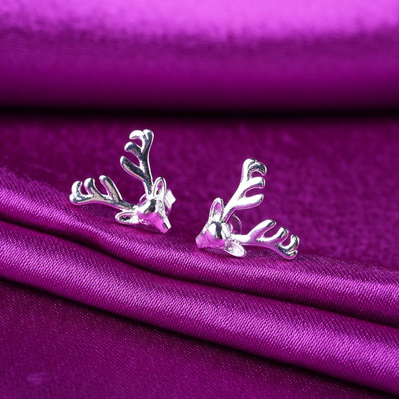 Korean Sterling Silver Antler Earrings – Luxurious Christmas Reindeer Studs
