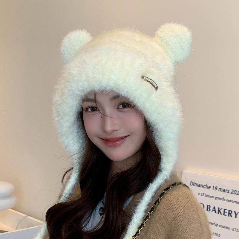 Winter cute bear plush hat women's windproof ear protection knitted wool hat to keep warm and cold and show a small face