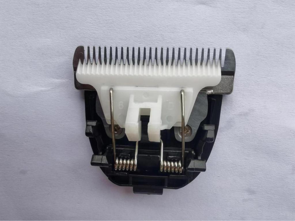 Electric Hair Clipper with Ceramic Blade, 26 Teeth, Low & Short Foot Design, No Hair Stuck