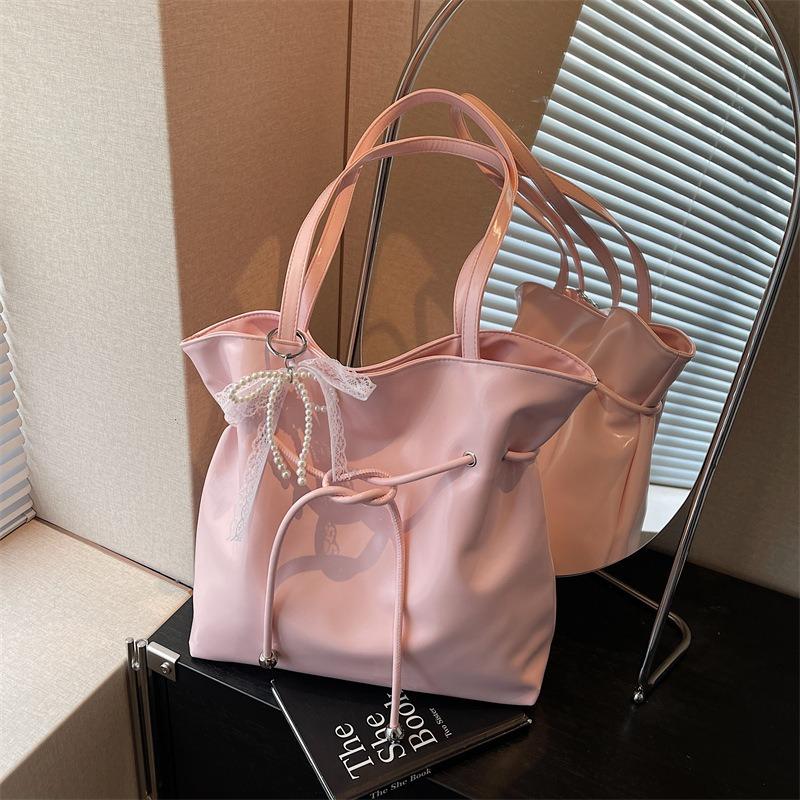 Premium Sense Large-capacity Bag Women's New Fashion Commuter Versatile Shoulder Bag Work Tote Bag