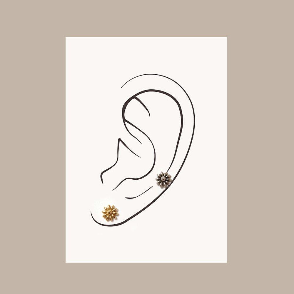 J.Lauren Antique Flower Surgical Steel Piercing P0399