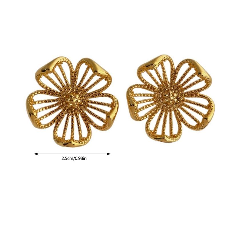 Elegant Retro Metal Flower Studs Earrings Hypoallergenically Alloy Lightweight Comfort Jewelry Accessories Gift