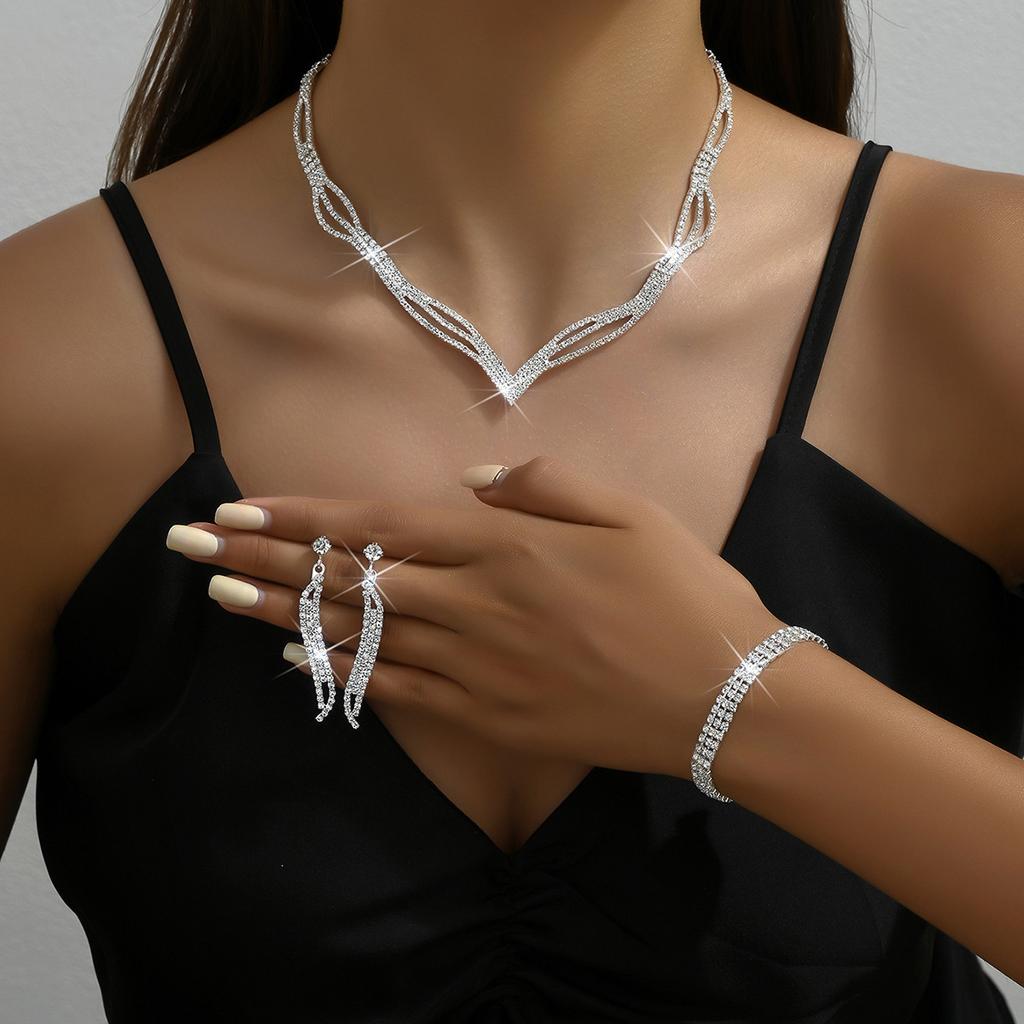 BLINGBAY Smykkesett for kvinner Søtt Romantisk Mote Bryllup Elegante Tilbehør Øredobber Halskjede Armbånd Sett Jenter Moderne Smykker Gave