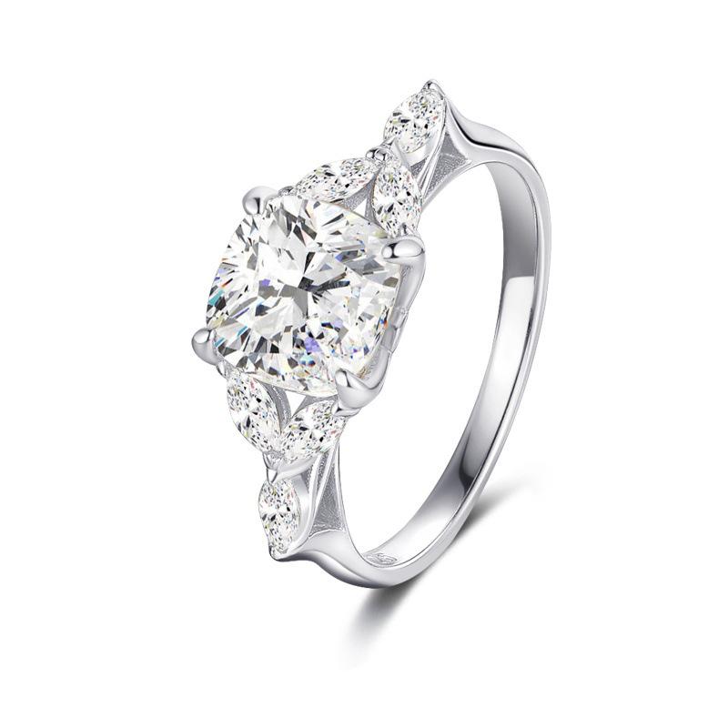 Sterling Silver Platinum-Gold Electroplated Ring with Inlaid Zircon - Fashionable Valentine's Day Gift Jewelry.