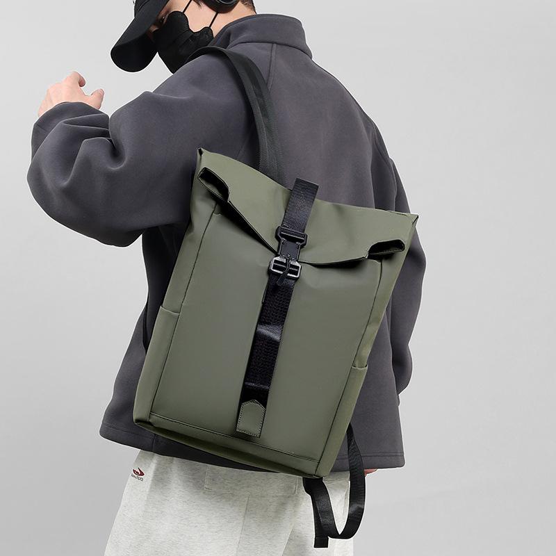 Schoolbag Men's Backpack Leather Film Anti-splashing Leisure Backpack Large Capacity Outdoor Travel Commuter Student School Bag