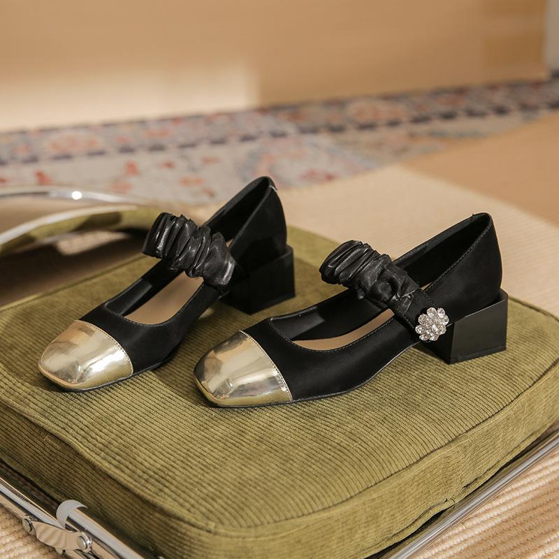 53302 [sheepskin] High Heels Women's 2025 Autumn New Color Matching Mary Jane Thick Heel Light Mouth Rhinestone Shoes