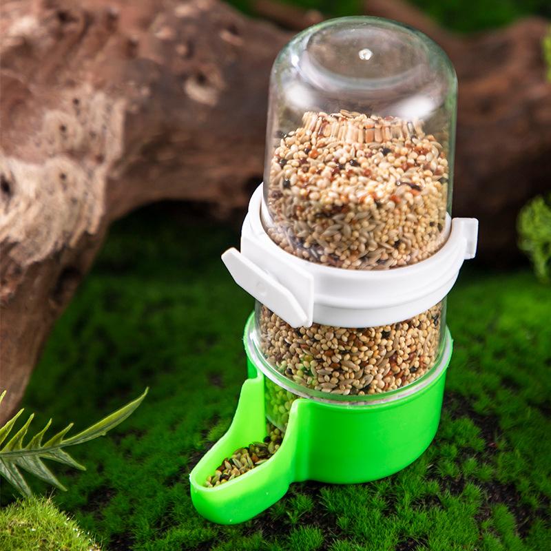1 PC Random Color Style Bird Feeders Waterer Drinker for Bird Parrot Cages Water Dispenser Bottles Drinking Bowls Pet Supplies