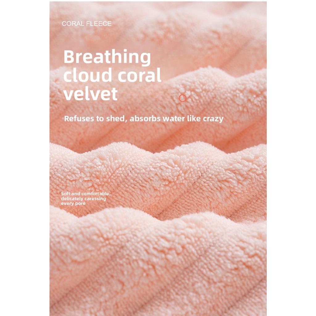 Big Bath Towel - Super Absorbent Coral Fleece, Thick and Soft Ultra-fine Fibers, No Shedding of Hair, Quick Drying, Suitable for Both Men and Women